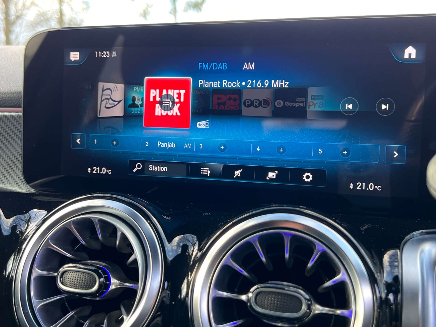 Used Mercedes-Benz GLB 2023 for sale - 76744020: Photo 45