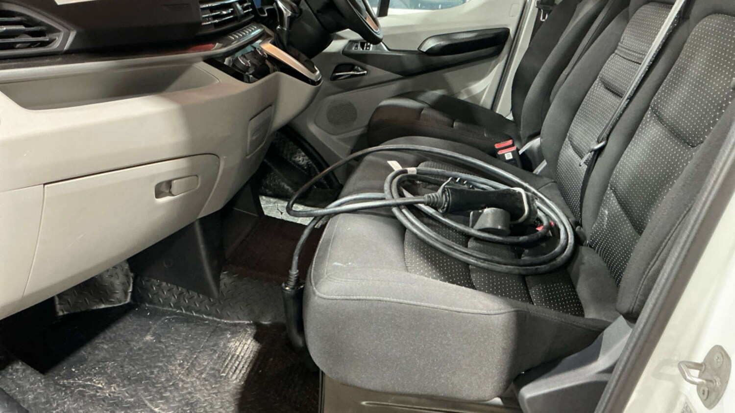 Used Maxus Deliver 9 2023 for sale - 76571376: Photo 14