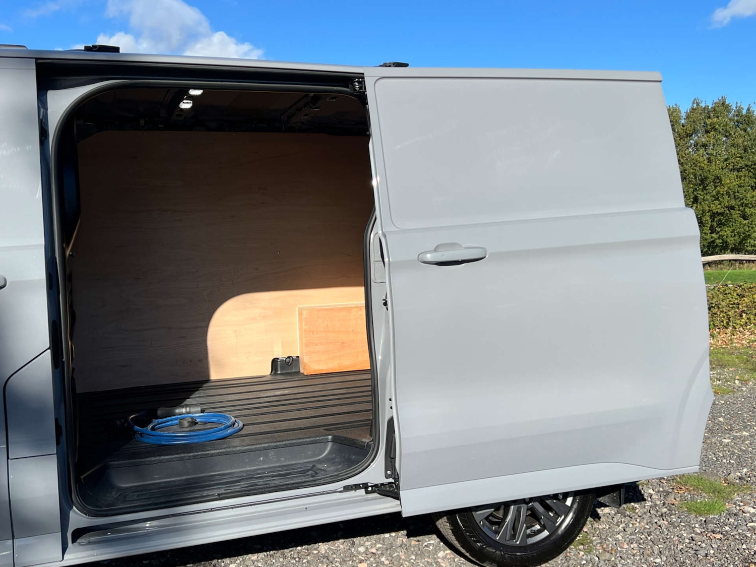 Used Ford Transit Custom 2024 for sale - 76330091: Photo 4