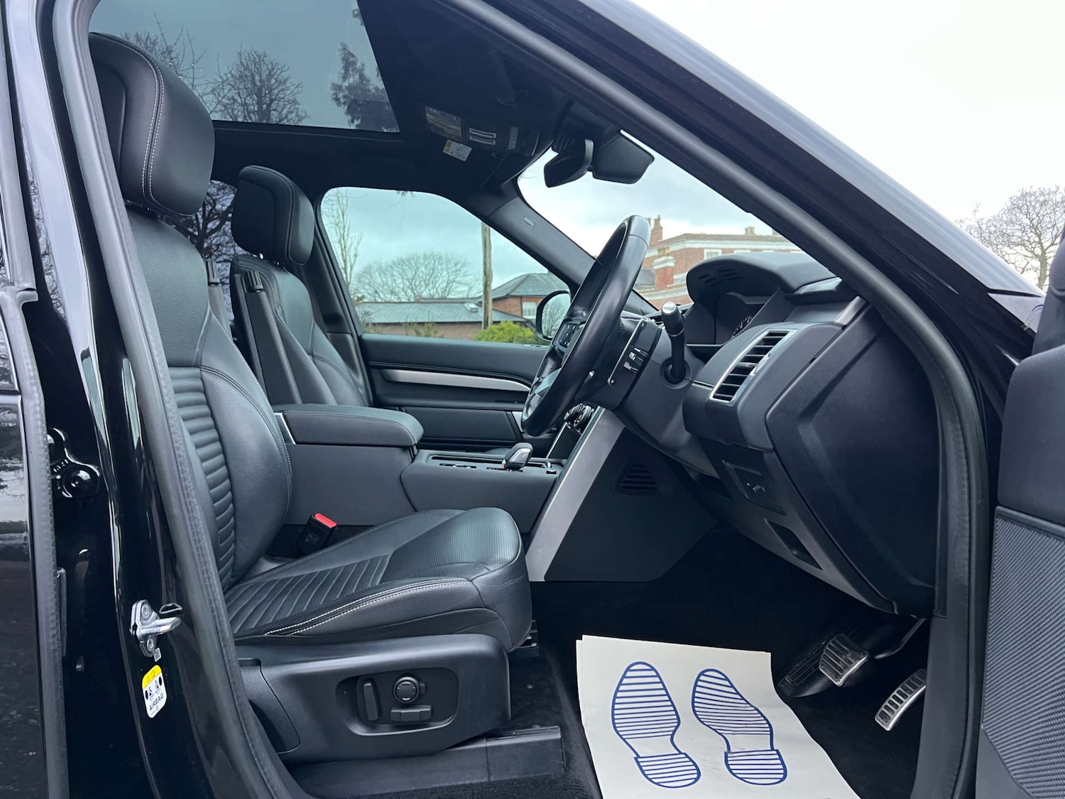 Used Land Rover Discovery 2022 for sale - 77137393: Photo 36