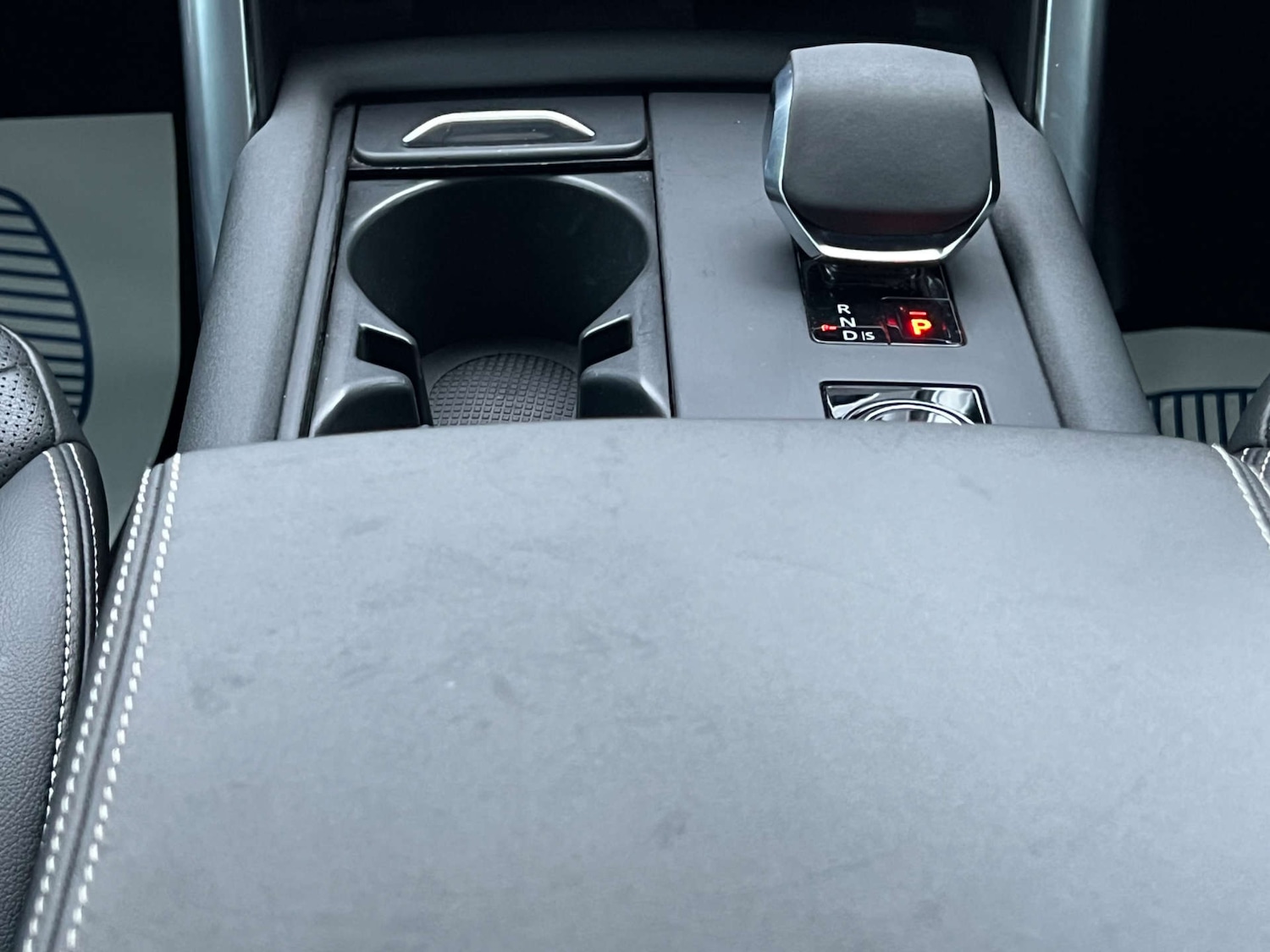 Used Land Rover Discovery 2022 for sale - 77137393: Photo 45