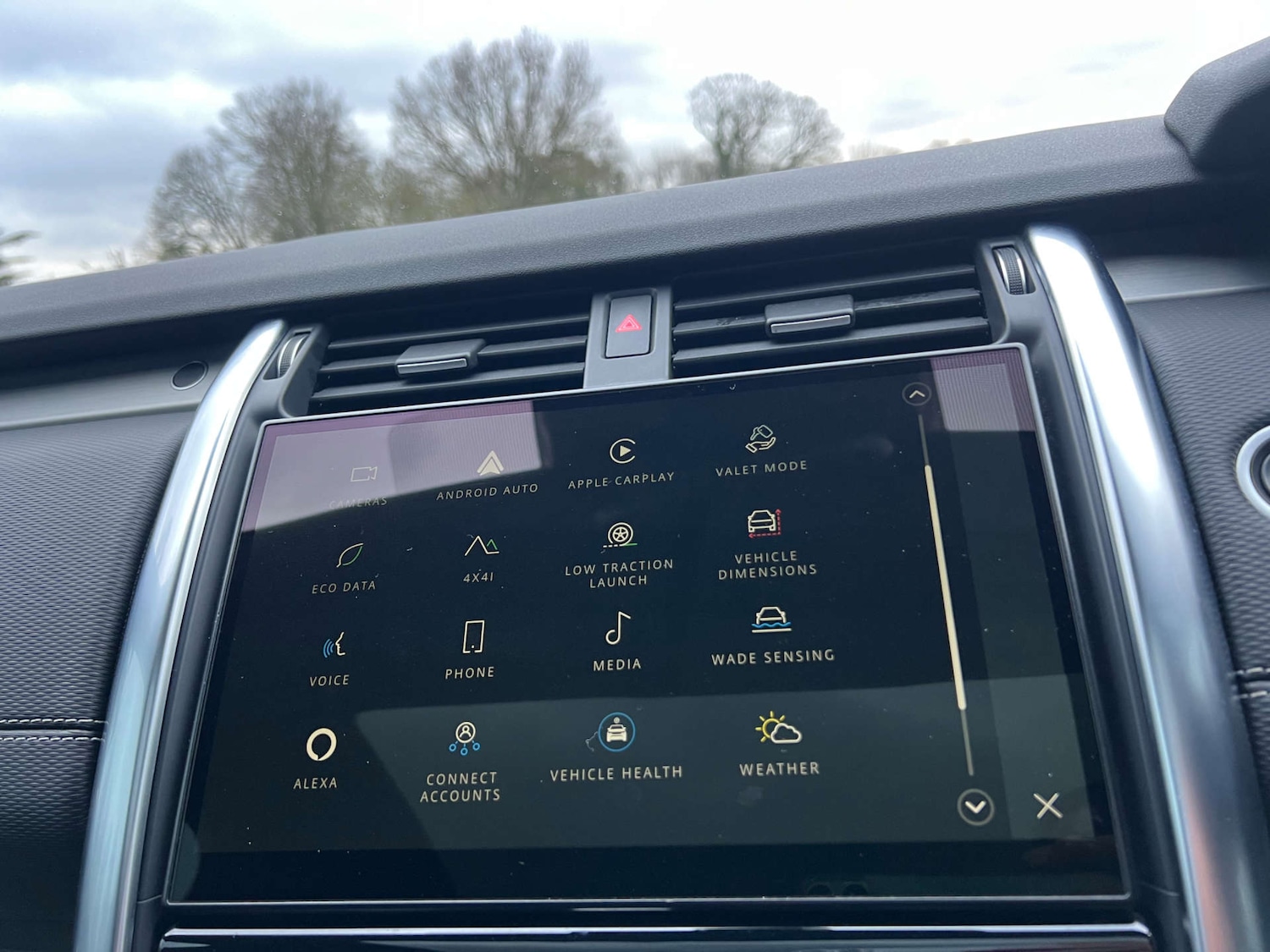 Used Land Rover Discovery 2022 for sale - 77137393: Photo 57