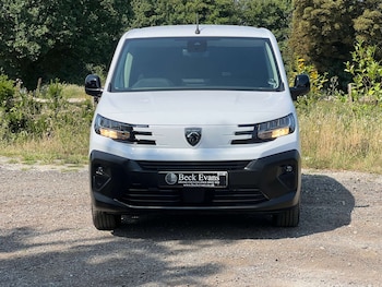 Used Peugeot Partner 2024 for sale - 75470059: Photo