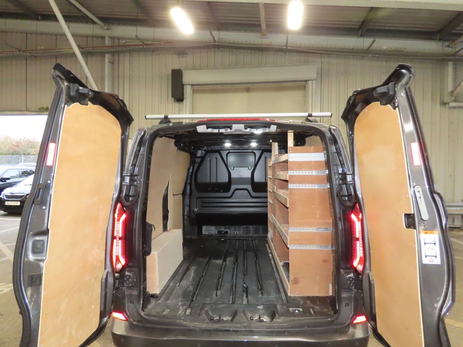 Used Ford Transit Custom 2024 for sale - 76698052: Photo 4