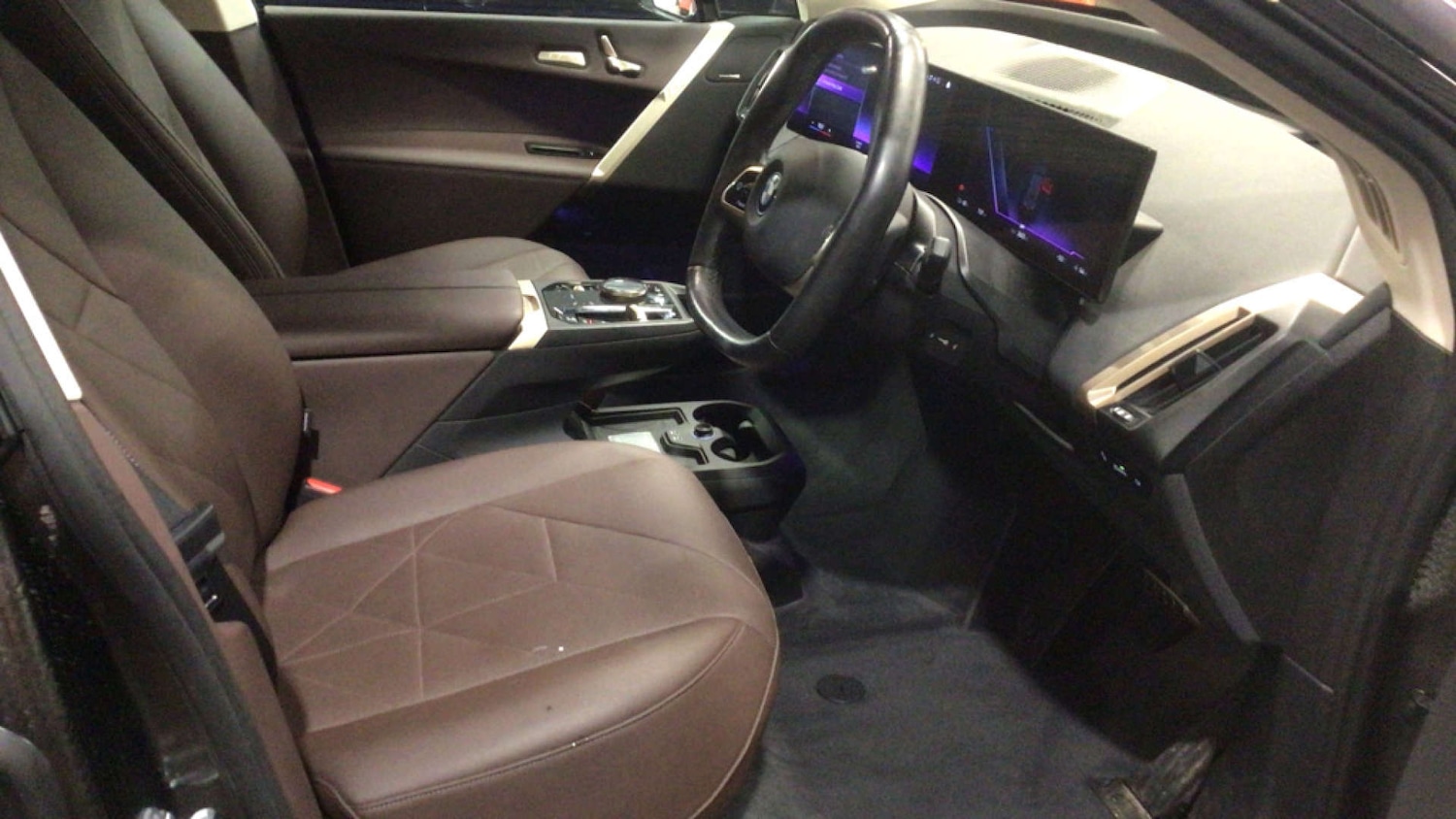 Used BMW iX 2022 for sale - 77221031: Photo 2