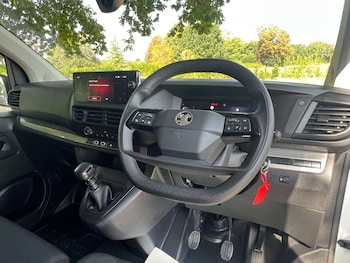 Used Vauxhall Vivaro 2024 for sale - 76829771: Photo