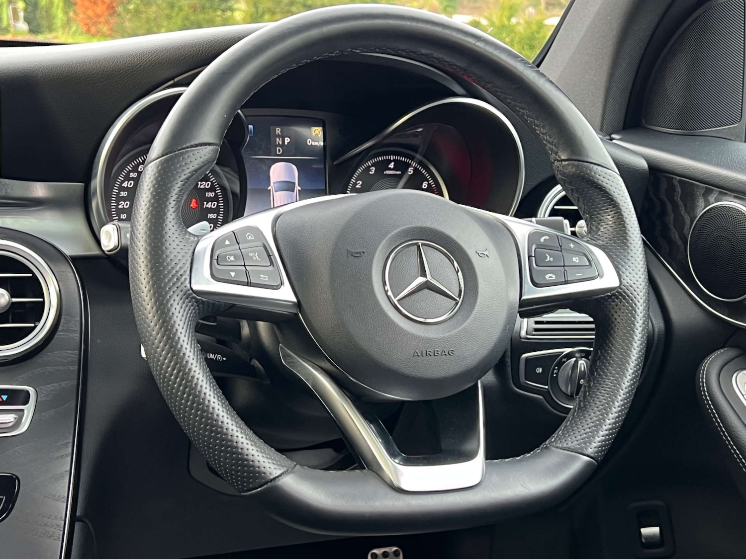 Used Mercedes-Benz GLC 2019 for sale - 76948229: Photo 43
