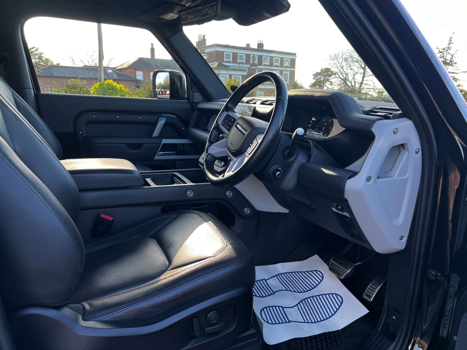 Used Land Rover Defender 2024 for sale - 77681308: Photo 26