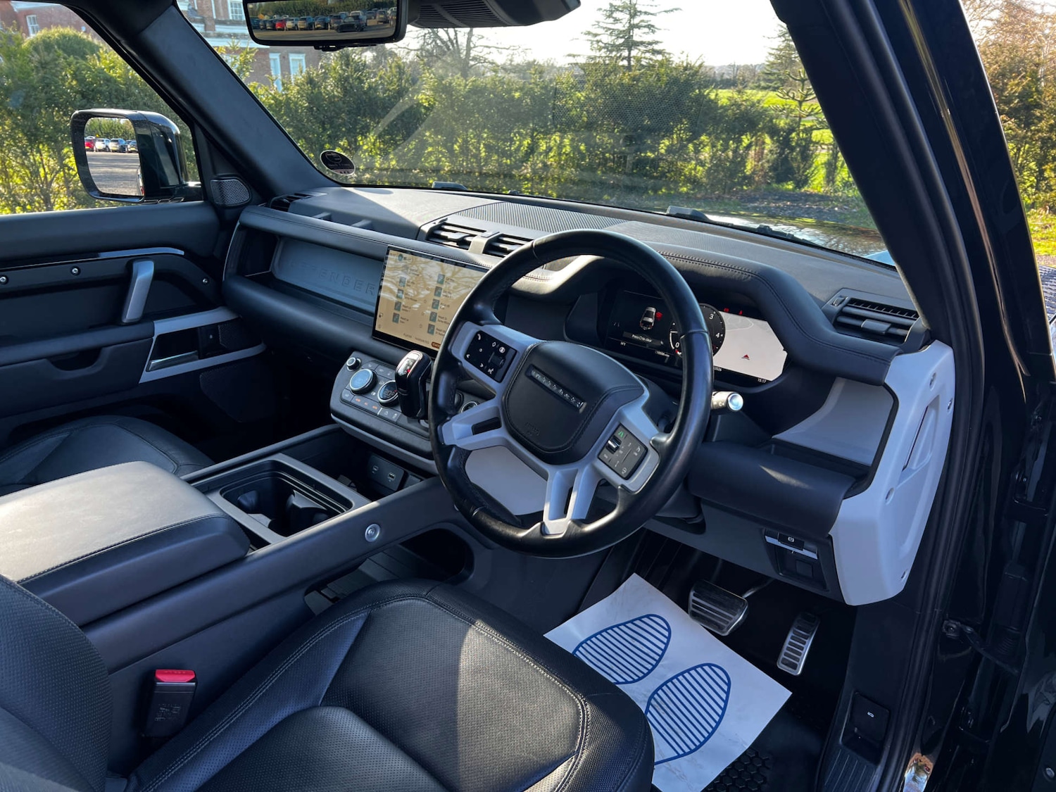 Used Land Rover Defender 2024 for sale - 77681308: Photo 32