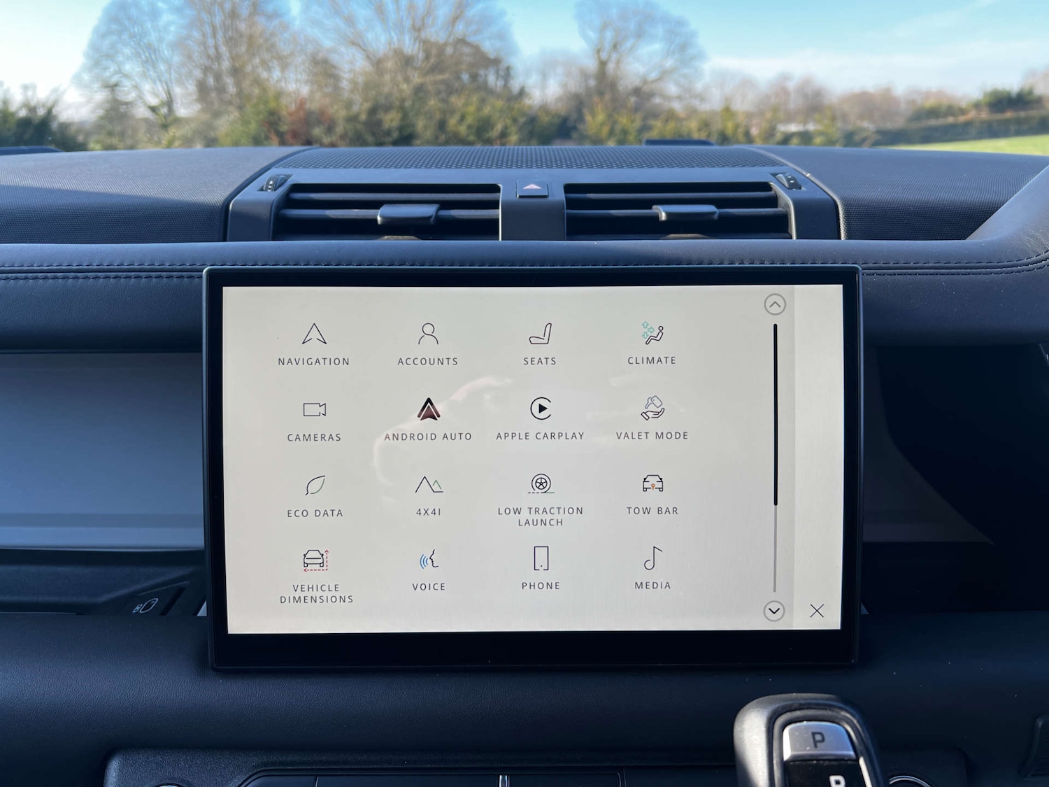 Used Land Rover Defender 2024 for sale - 77681308: Photo 43