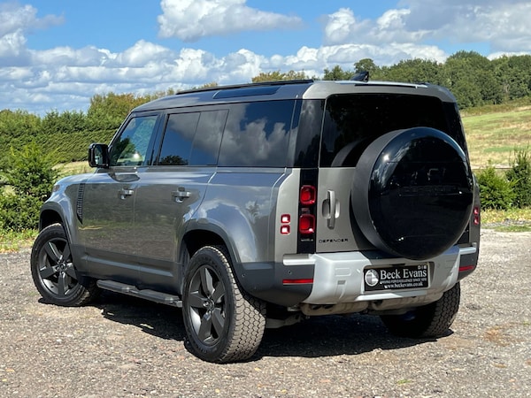 Used Land Rover Defender 2024 for sale - 76277502: Photo 23