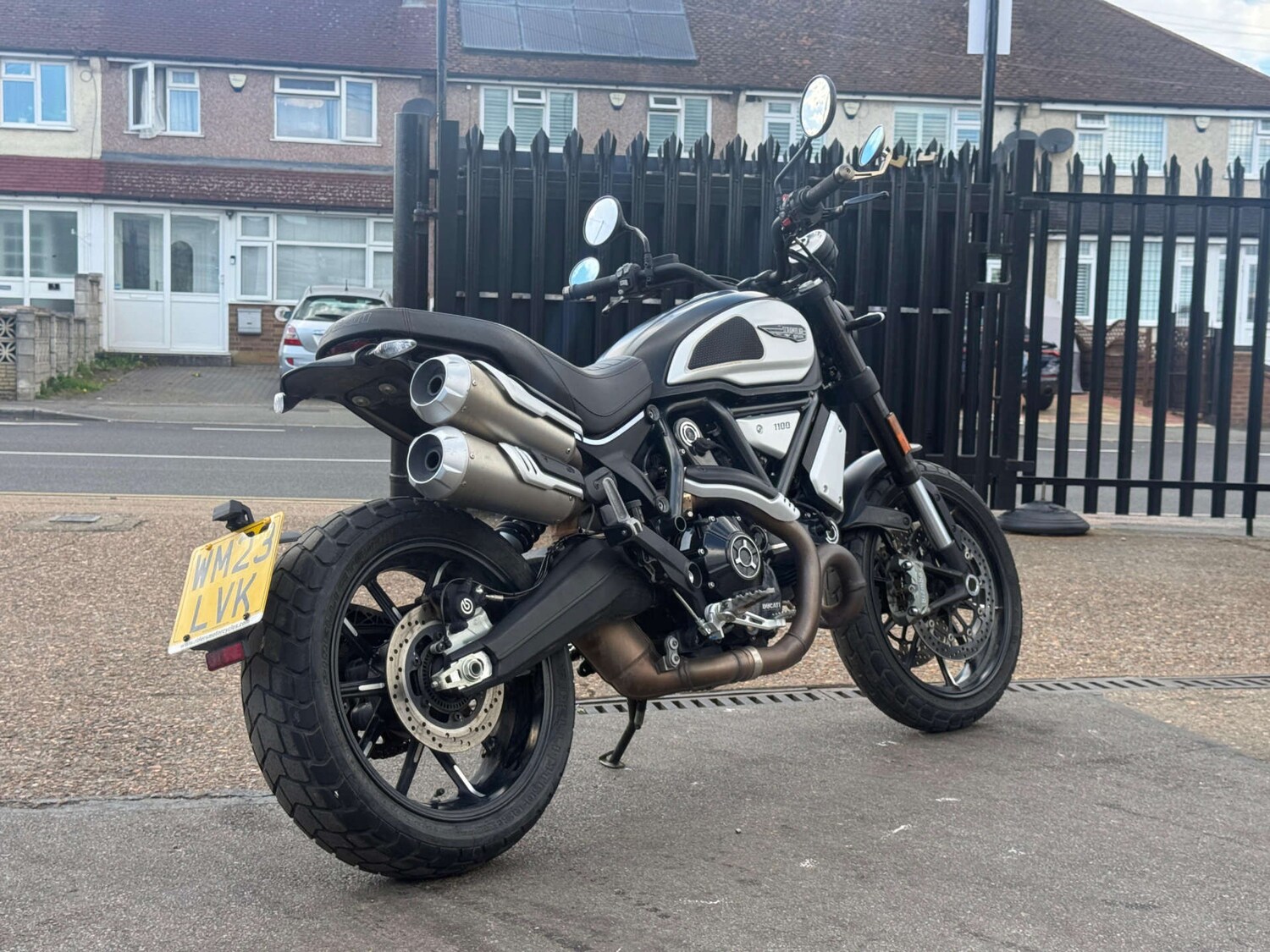 Ducati SCRAMBLER 1100 PRO DARK