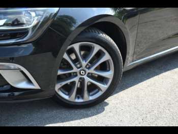 Used Renault Megane 2017 for sale - 74866354: Photo