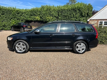 Used Volvo V50 2010 for sale - 79481343: Photo