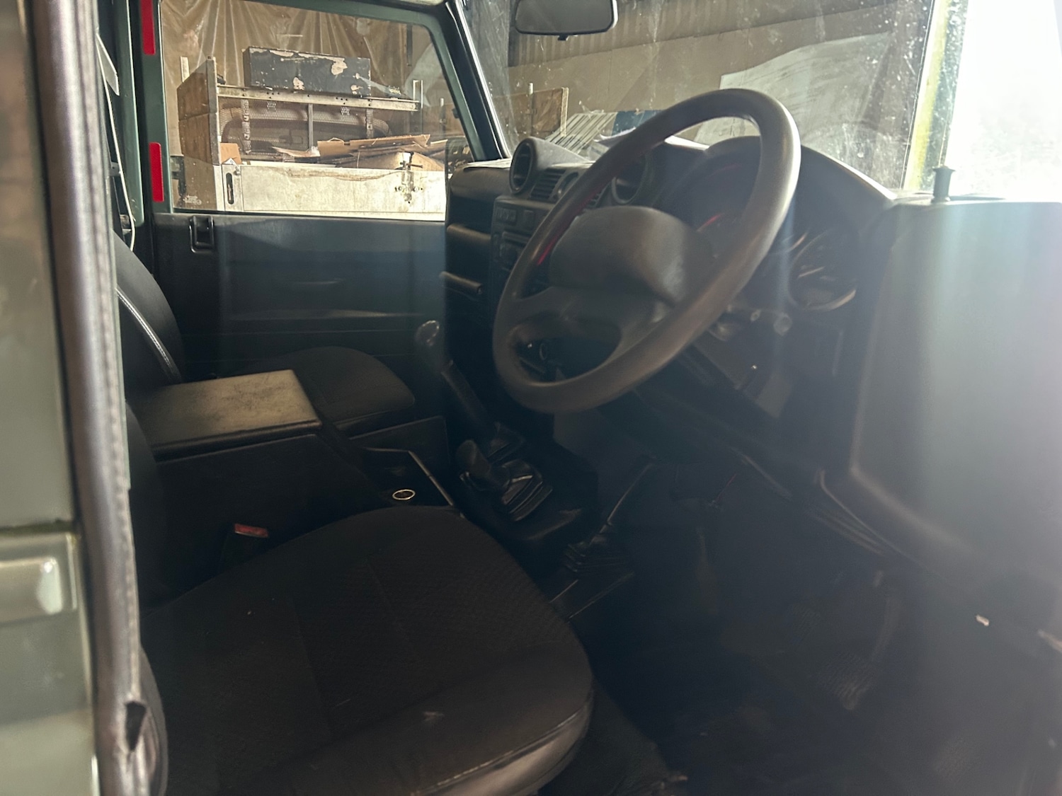 Used Land Rover Defender 2016 for sale - 77562622: Photo 7