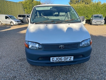 Used Toyota HiAce 2006 for sale - 77094456: Photo