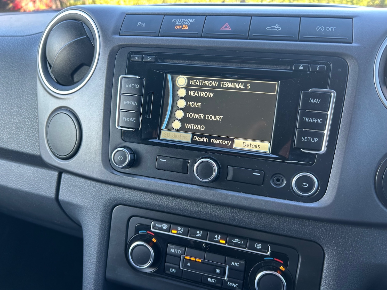 Used Volkswagen Amarok 2013 for sale - 76637345: Photo 11