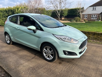 Used Ford Fiesta 2016 for sale - 77367374: Photo