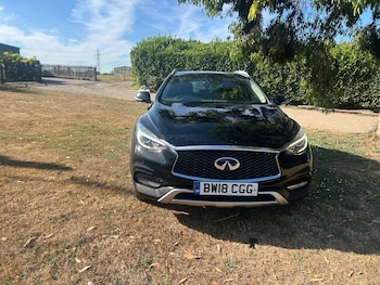 Used Infiniti QX30 2018 for sale - 79456826: Photo