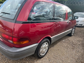 Used Toyota Previa 1995 for sale - 77568739: Photo