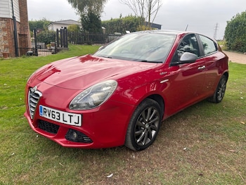 Used Alfa Romeo Giulietta 2013 for sale - 76243118: Photo