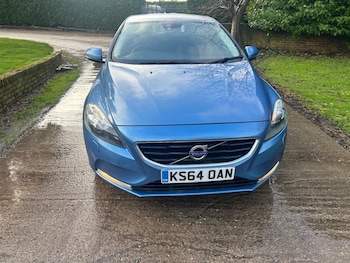 Used Volvo V40 2014 for sale - 77378718: Photo