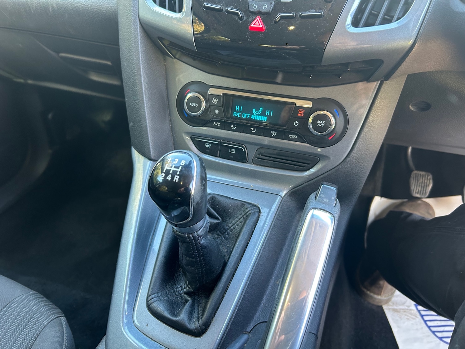 Used Ford Focus 2011 for sale - 76436681: Photo 9