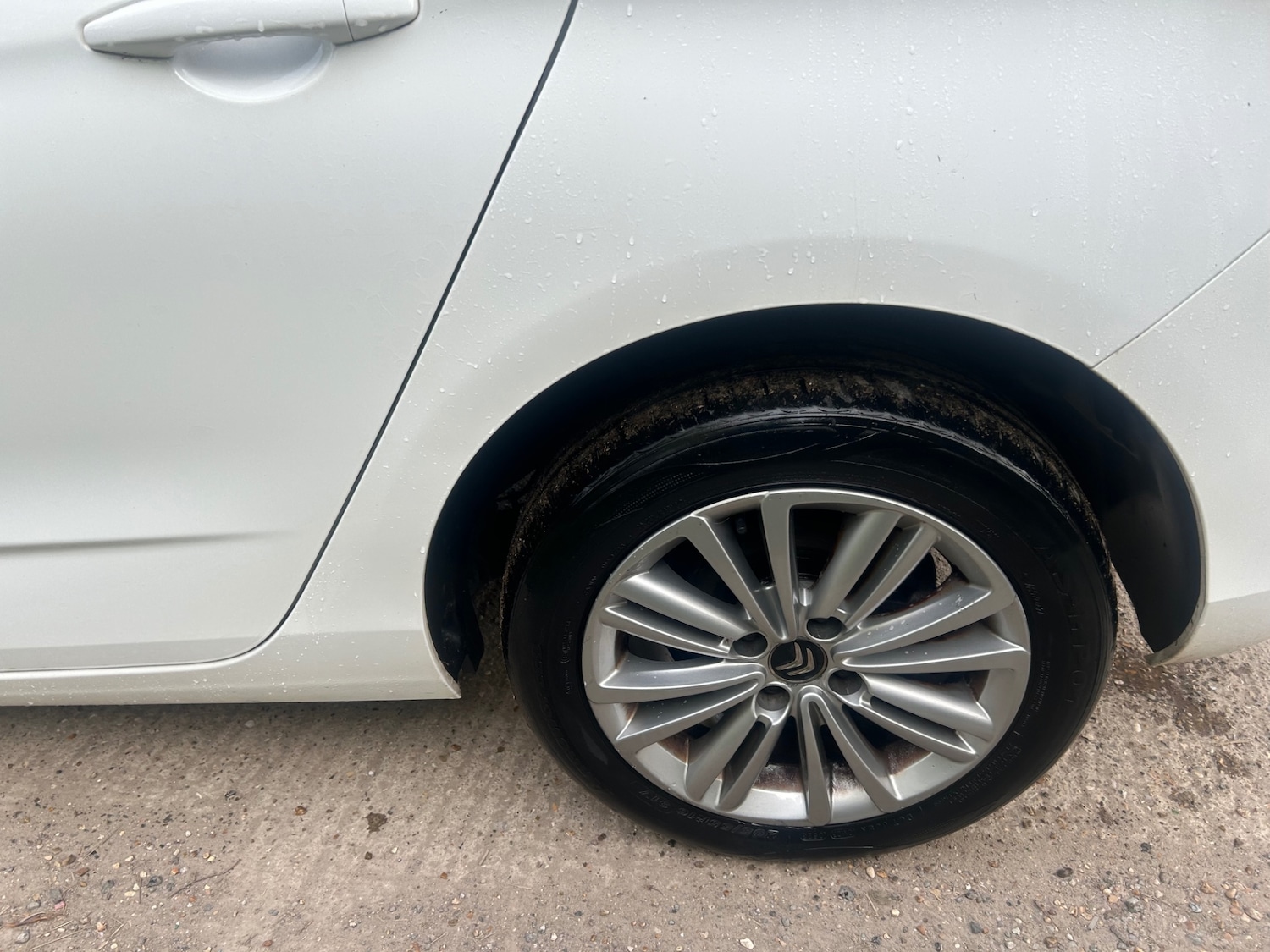 Used Citroen C4 2013 for sale - 77988320: Photo 4