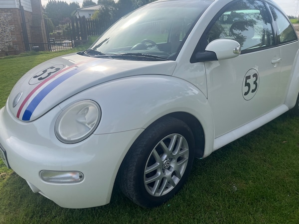 Used Volkswagen Beetle 2004 for sale - 70668337: Photo 1