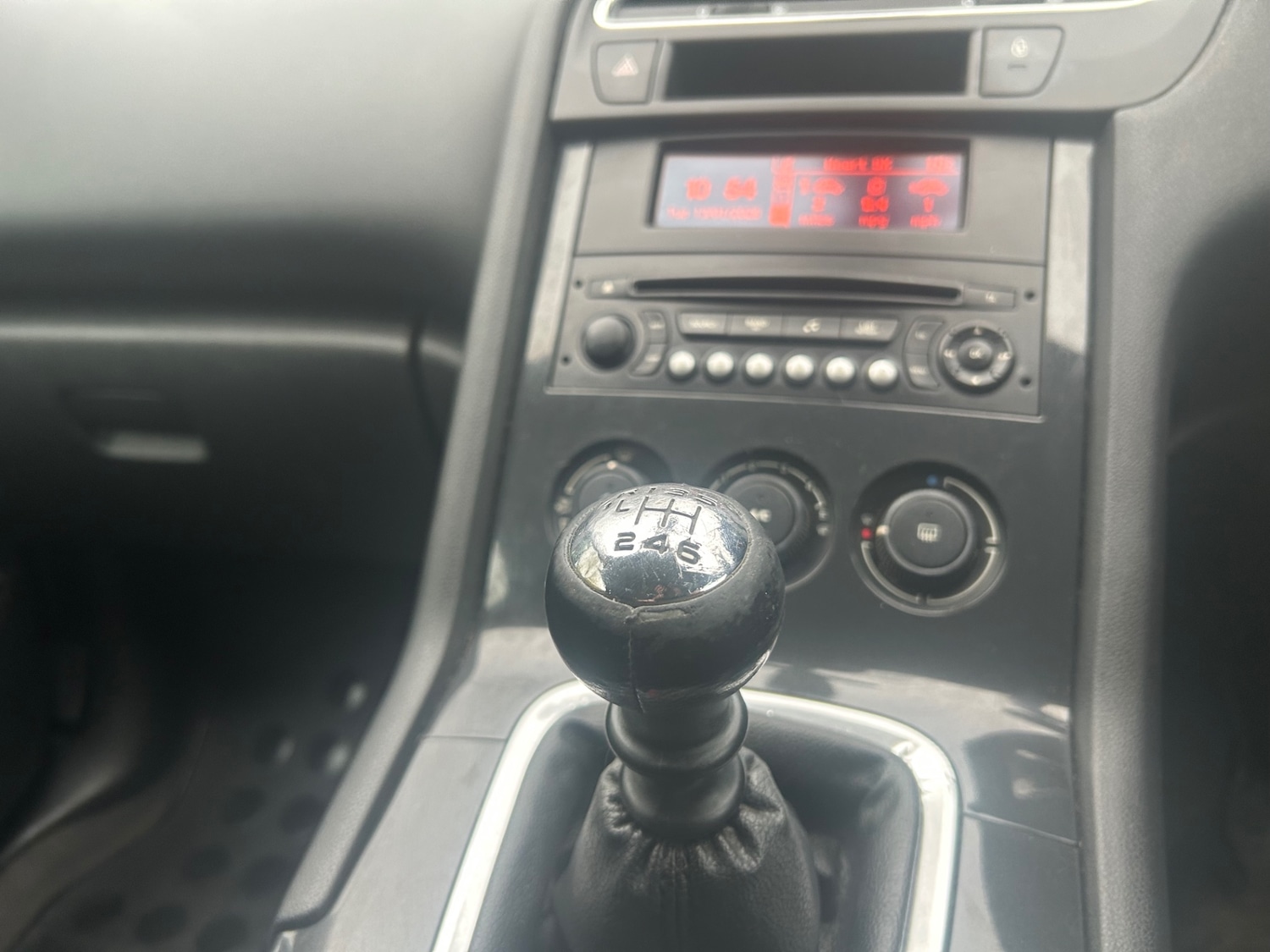 Used Peugeot 5008 2012 for sale - 77179565: Photo 10