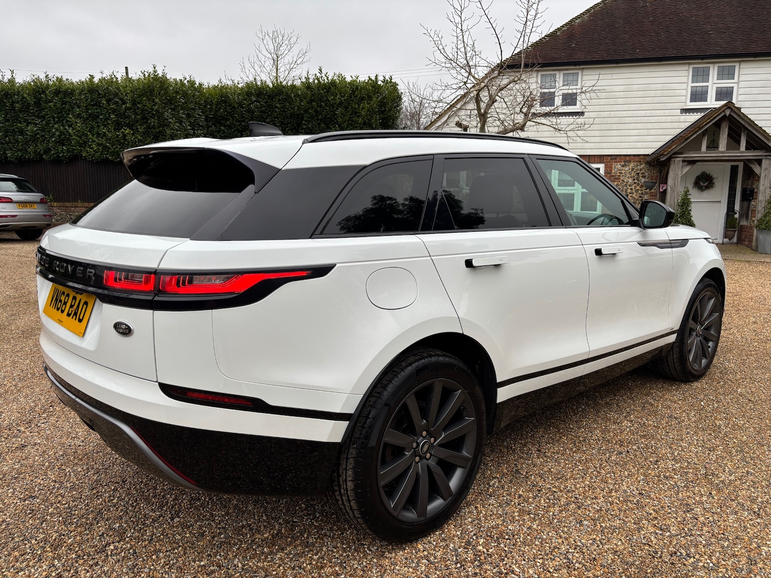 Used Land Rover Range Rover Velar 2018 for sale - 77630741: Photo 5