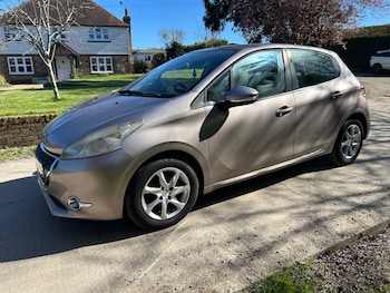 Peugeot 208 feature image