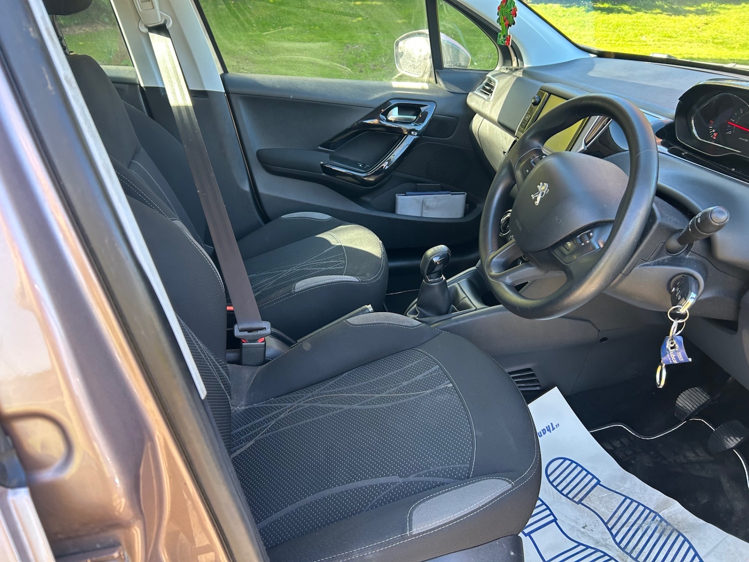 Used Peugeot 208 2013 for sale - 77974550: Photo 7