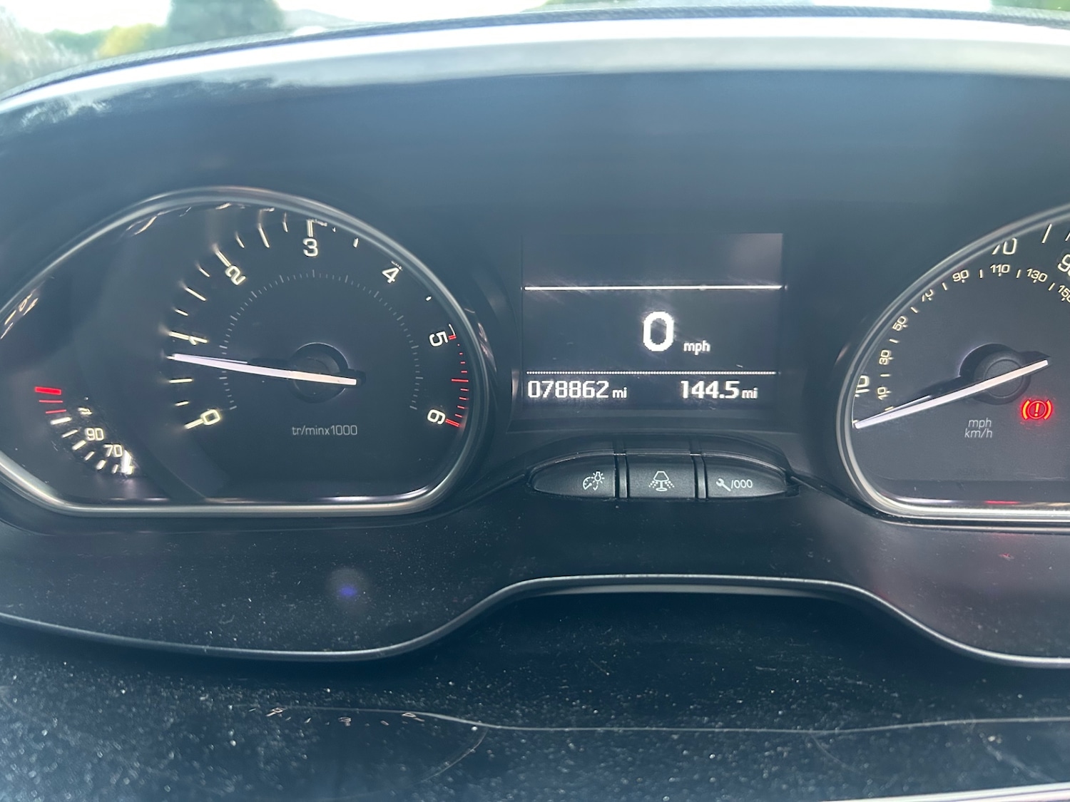 Used Peugeot 2008 2015 for sale - 77381030: Photo 7