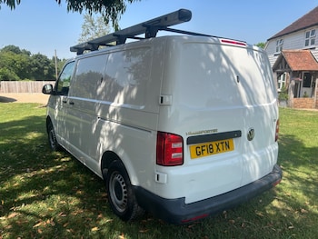 Used Volkswagen Transporter 2018 for sale - 79006191: Photo