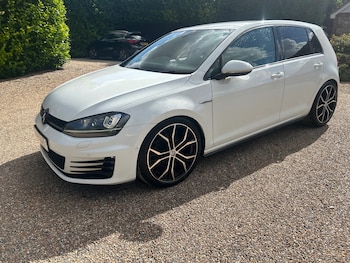 Used Volkswagen Golf 2016 for sale - 79456729: Photo
