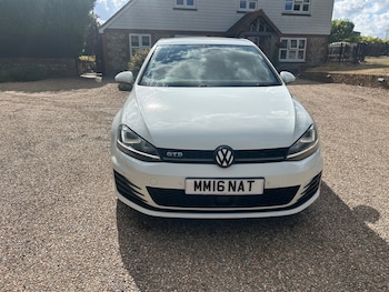 Used Volkswagen Golf 2016 for sale - 79456729: Photo