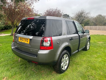 Used Land Rover Freelander 2010 for sale - 78122102: Photo