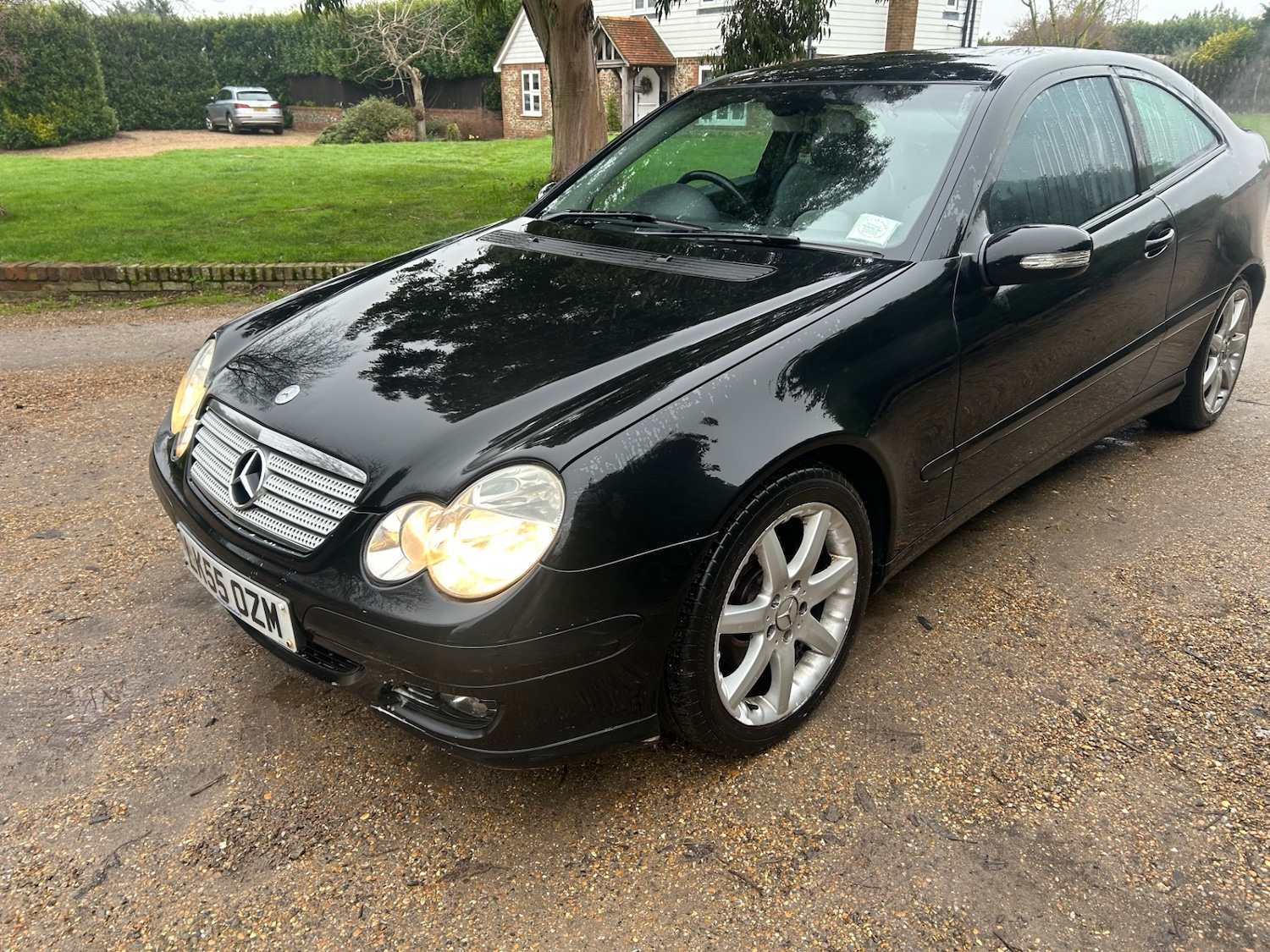 Used Mercedes-Benz C Class 2005 for sale - 77323505: Photo 2