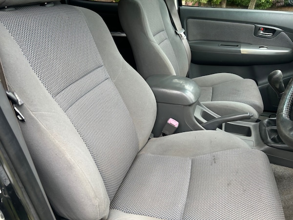 Used Toyota Hilux 2012 for sale - 76232669: Photo 10