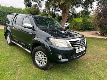 Toyota - Hilux