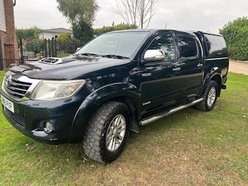 Used Toyota Hilux 2012 for sale - 76232669: Photo 2