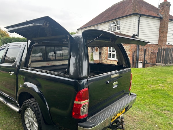 Used Toyota Hilux 2012 for sale - 76232669: Photo 5