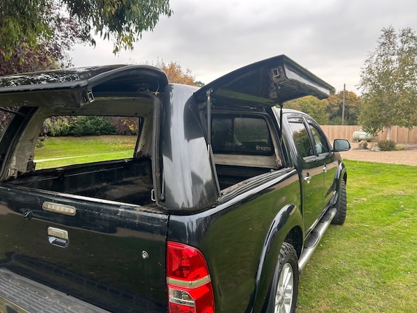 Used Toyota Hilux 2012 for sale - 76232669: Photo 8