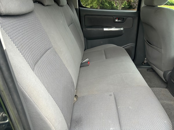Used Toyota Hilux 2012 for sale - 76232669: Photo 9