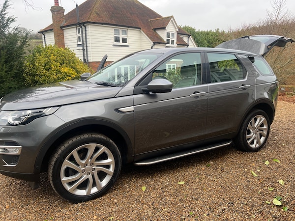 Used Land Rover Discovery Sport 2016 for sale - 73806227: Photo 1