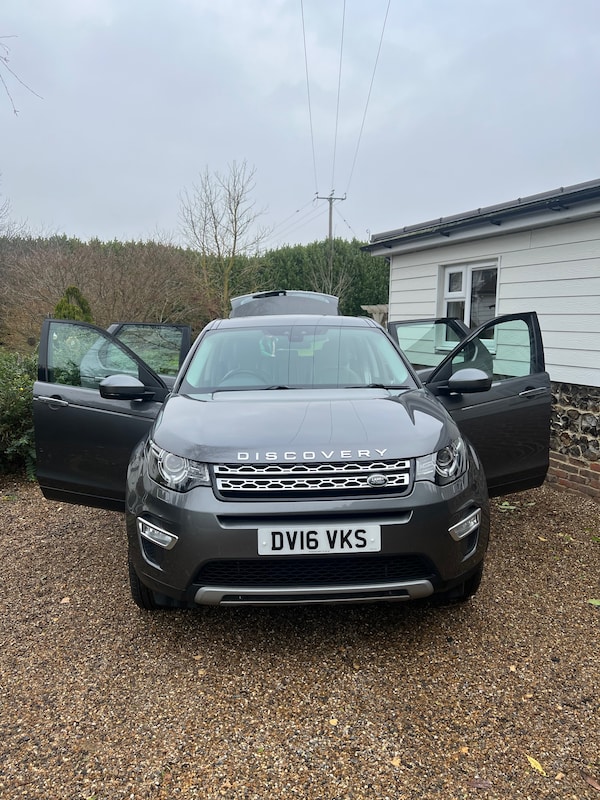 Used Land Rover Discovery Sport 2016 for sale - 73806227: Photo 2