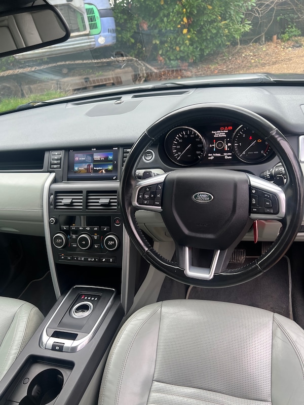 Used Land Rover Discovery Sport 2016 for sale - 73806227: Photo 7