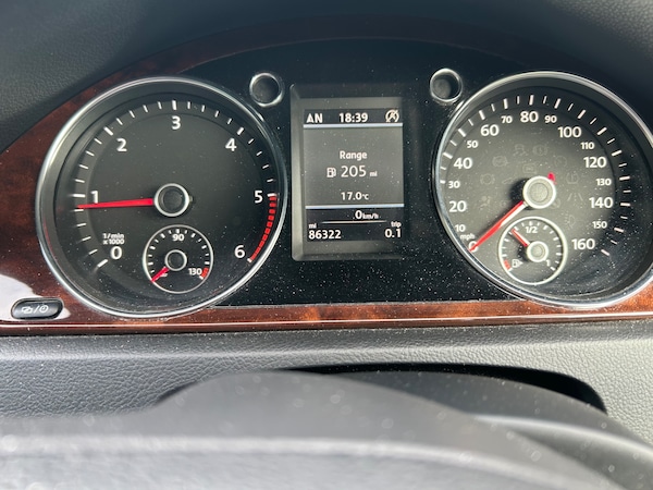 Used Volkswagen Passat 2013 for sale - 74722609: Photo 11