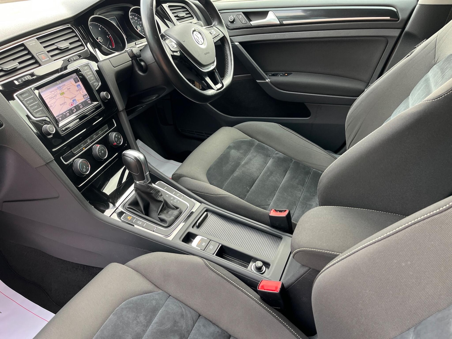 Used Volkswagen Golf 2013 for sale - 75991383: Photo 10